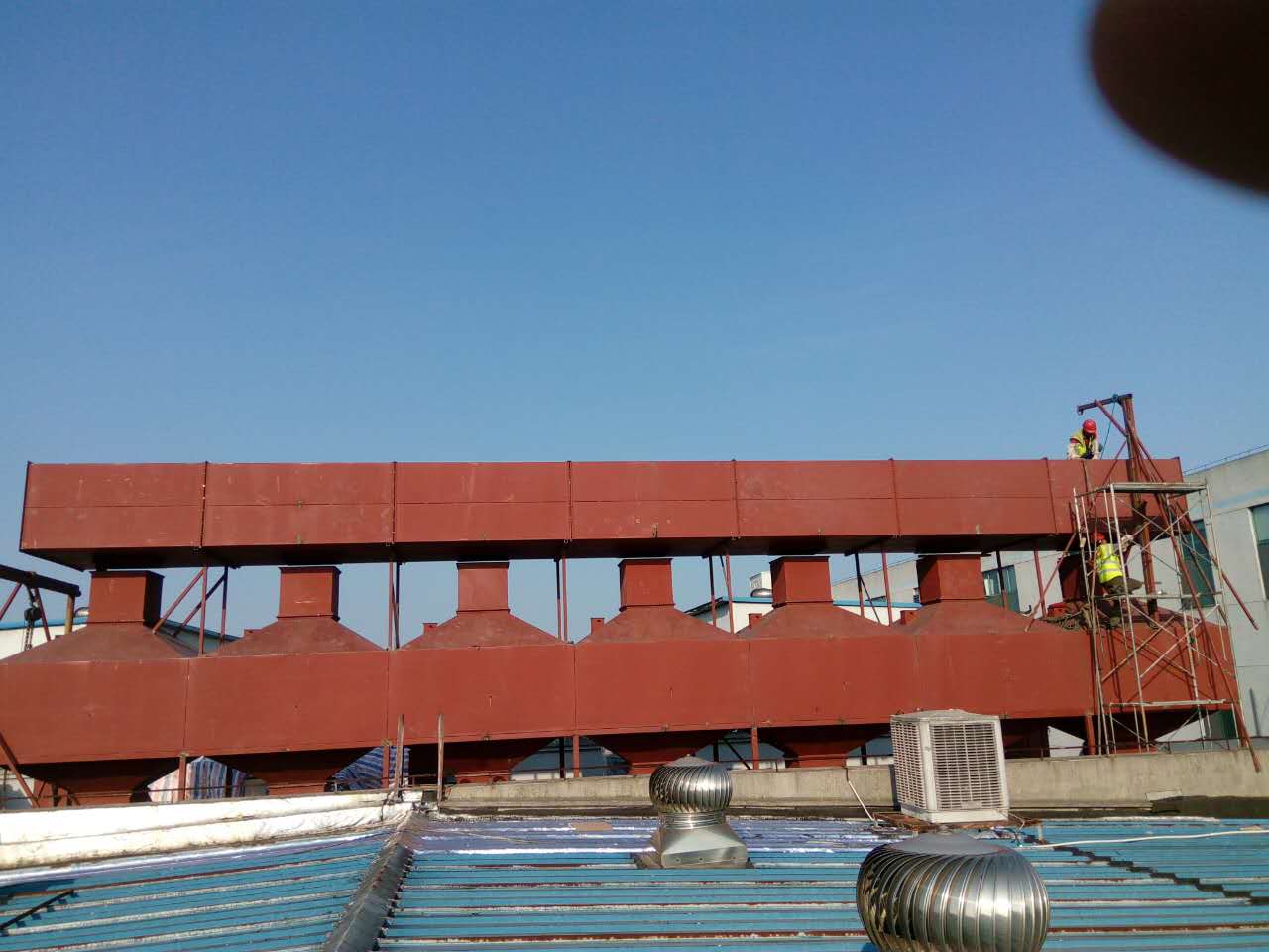 【扬州绿之源环保】吸附脱附催化燃烧项目安装现场