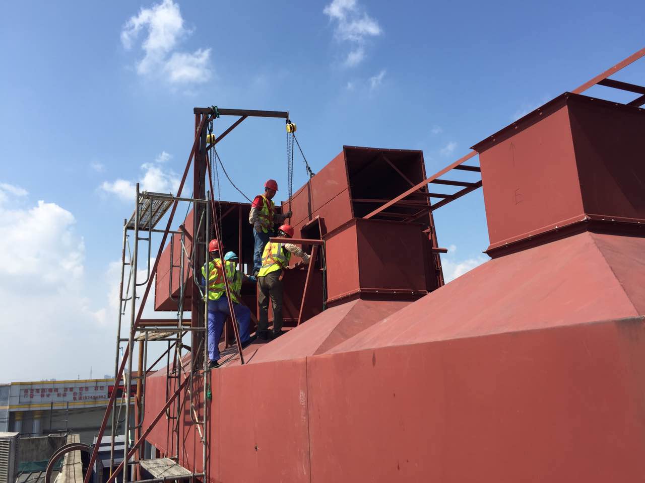 【扬州绿之源环保】吸附脱附催化燃烧项目安装现场