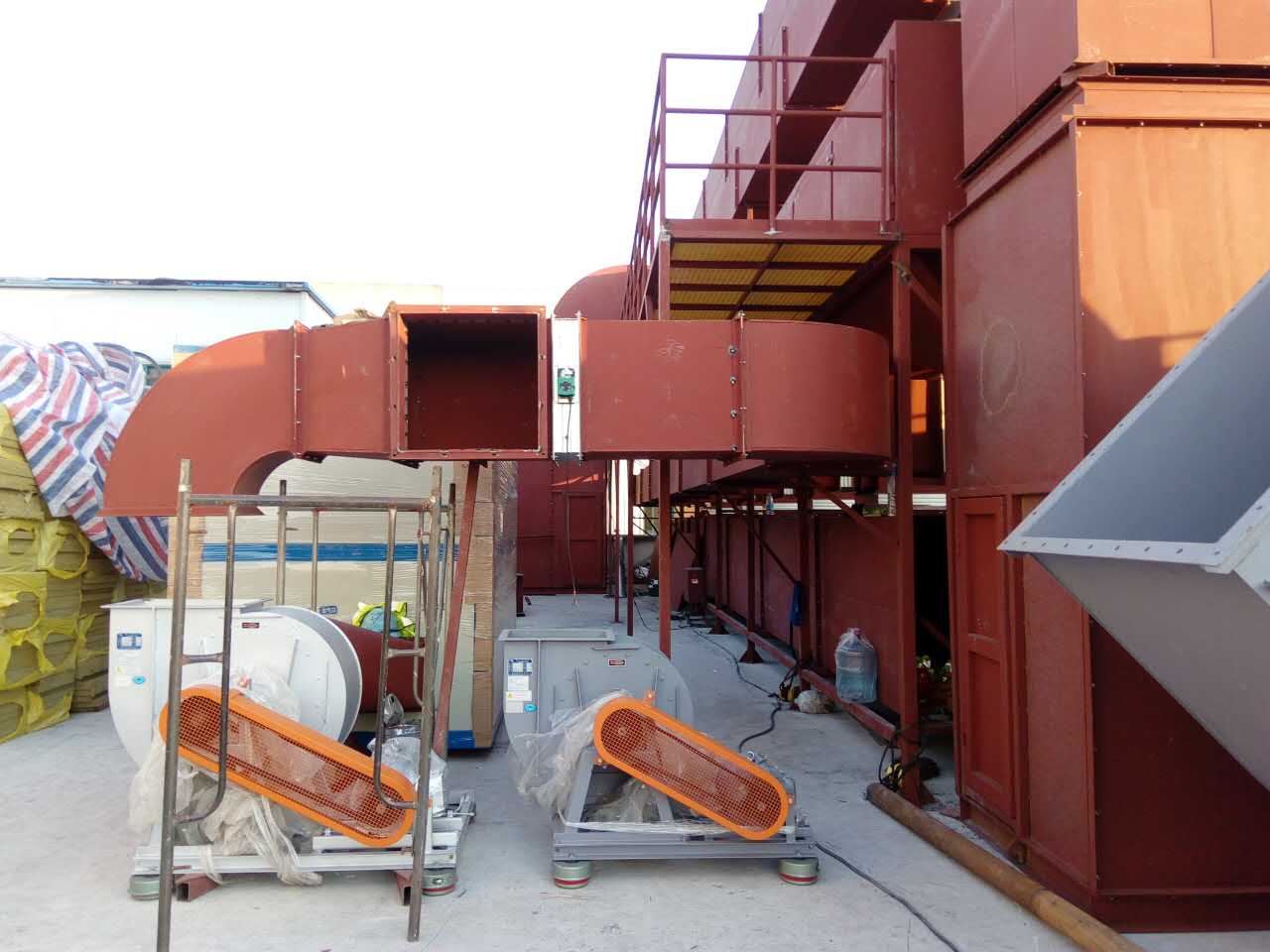 【扬州绿之源环保】吸附脱附催化燃烧项目安装现场