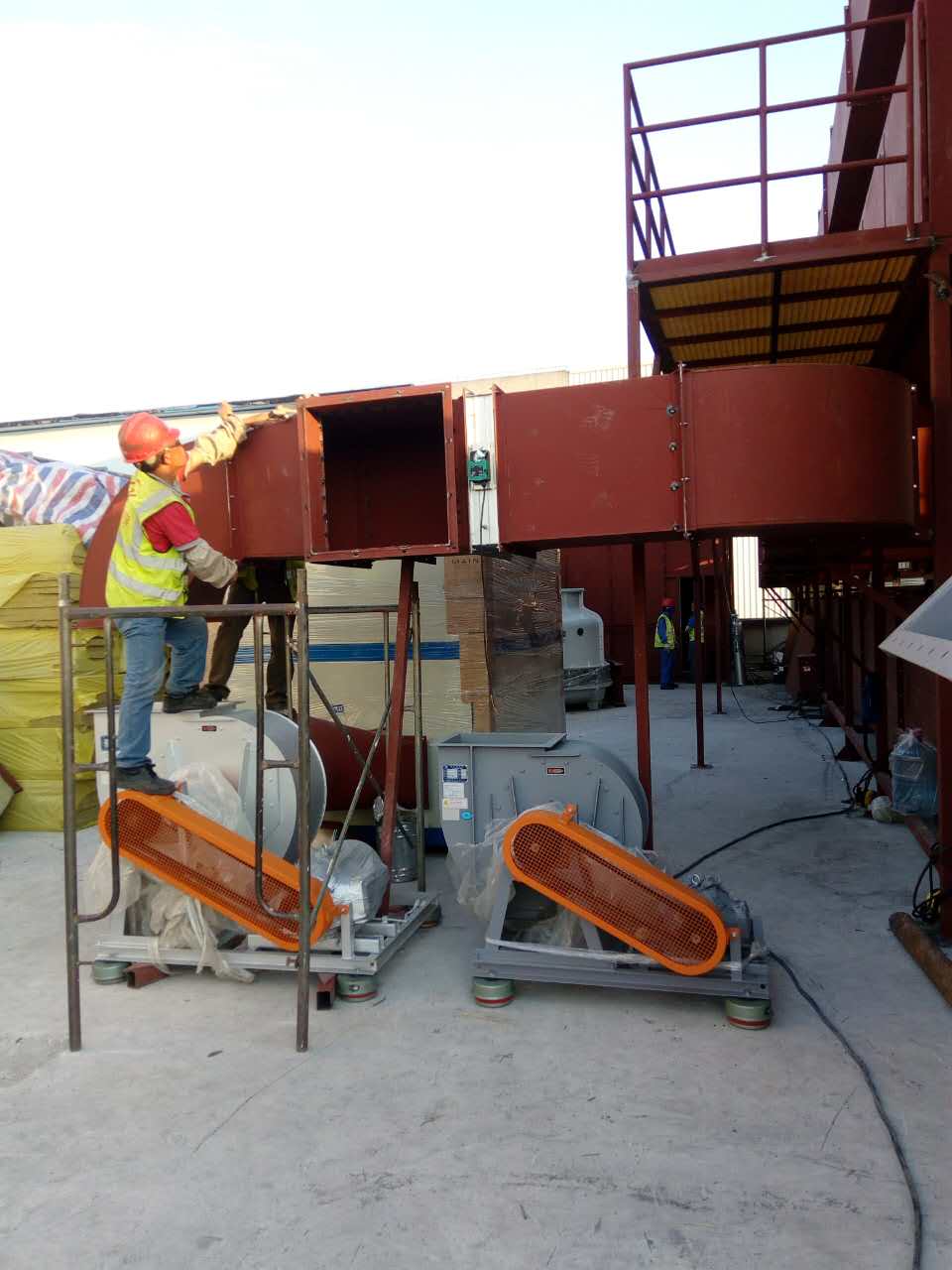 【扬州绿之源环保】吸附脱附催化燃烧项目安装现场